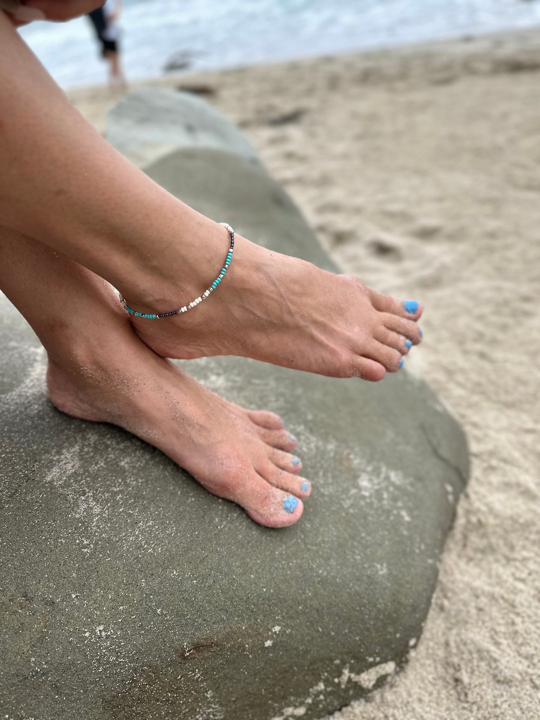 Sweet Simplicity Cream Turquoise Anklet